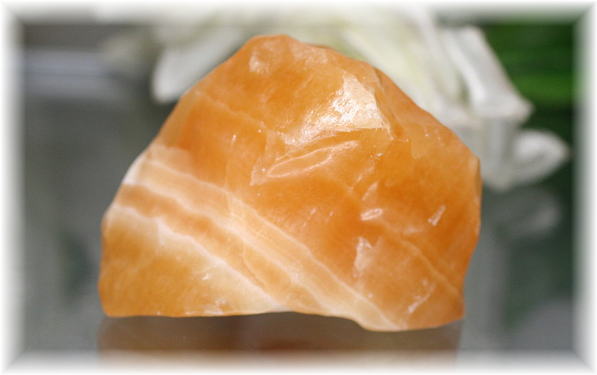 [メキシコ産]オレンジカルサイト原石(ORANAGCALCIT-RAF604