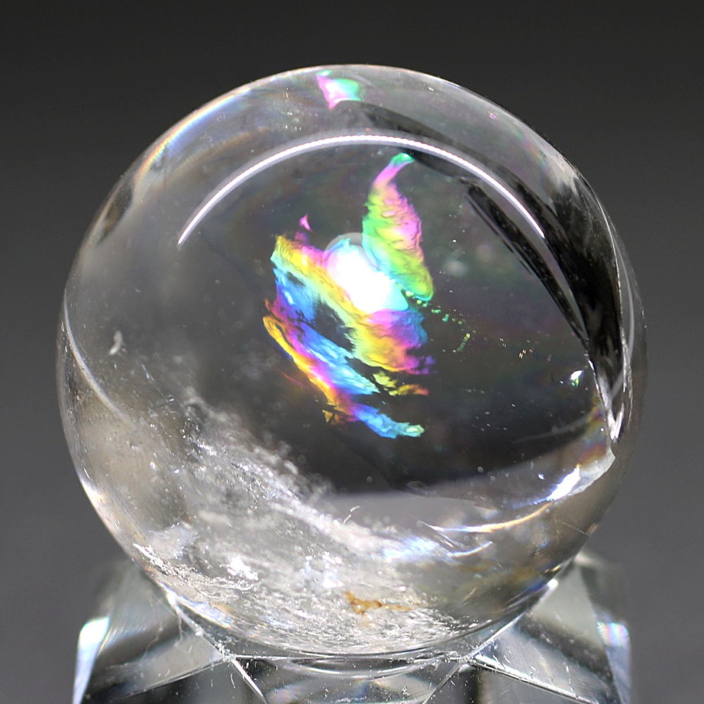 [高品質]レインボー水晶玉/アイリスクォーツスフィア（丸玉直径32.8mm）