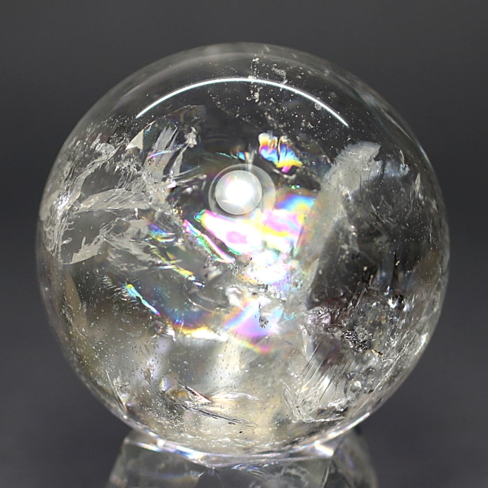 [ブラジル産]レインボー水晶玉/アイリスクォーツスフィア（丸玉直径40.1mm）