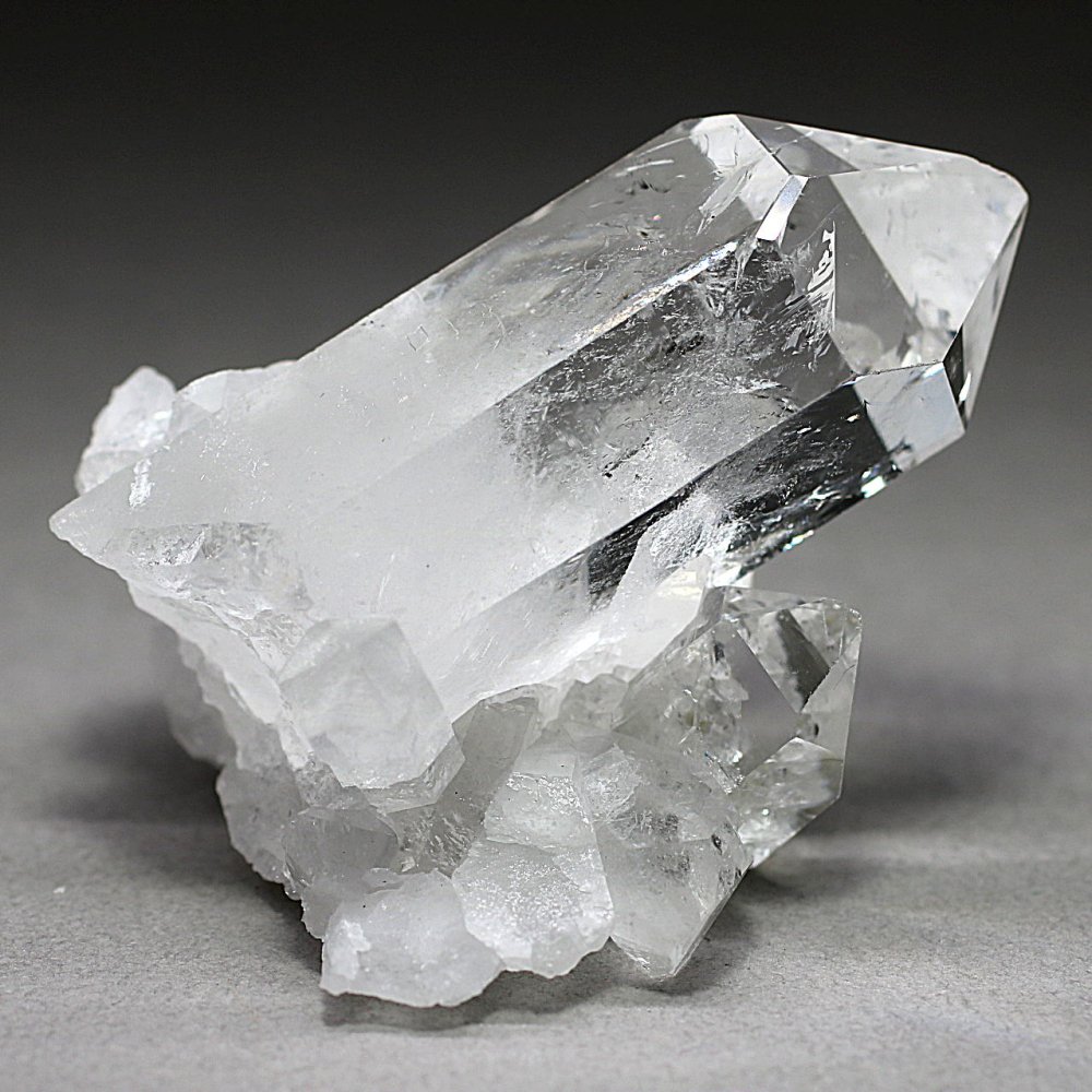 [高品質・ブラジル/トマスゴンサガ産]水晶クラスター/原石（タイムリンク・レインボー入り・一部貫入水晶あり）(TMZ-543IS) | 天然石